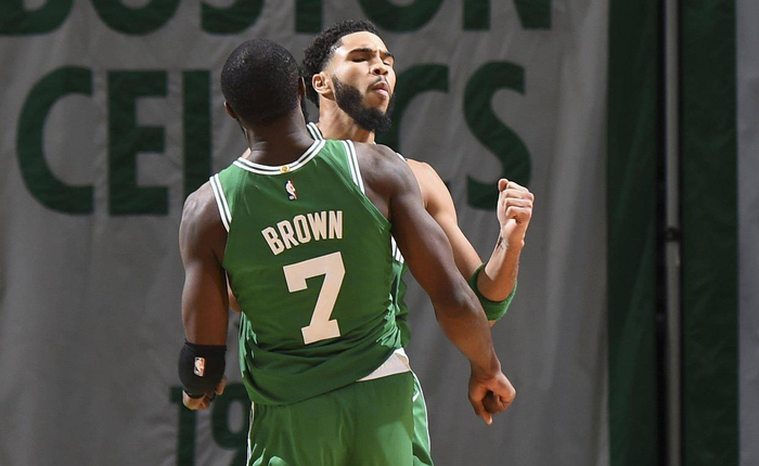 情而备受关 情而备受关