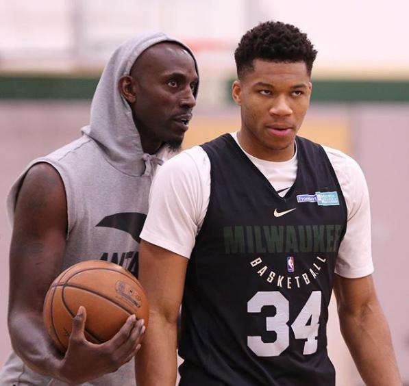 4年夏窗的 4年夏窗的