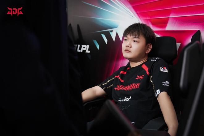 员和球队 员和球队